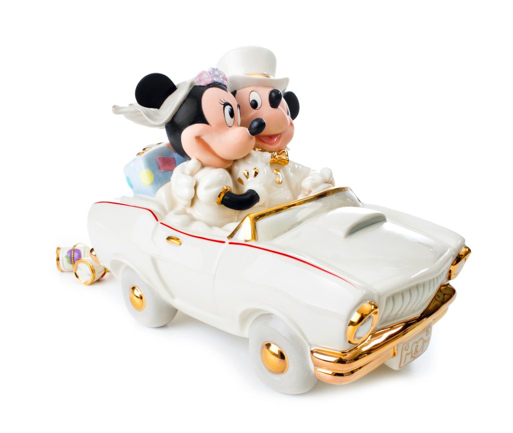 Disney's Minnie's Dream honeymoon, Wedding Figurine (cake topper) by Lenox